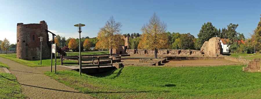 Burg Bucherbach im Püttlinger Ortsteil Köllerbach