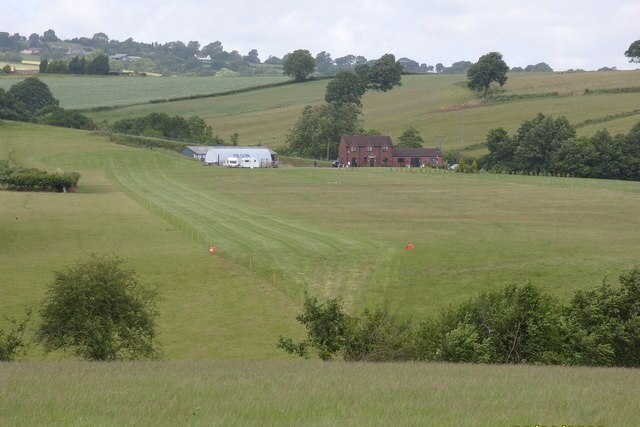 "Milson"-foto av Mr M Evison (CC BY-SA) / Urklipp från original