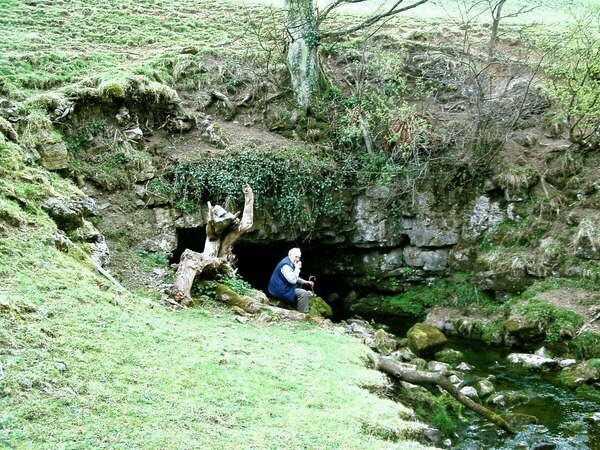 Photo "West Scrafton" by Anthony Harrison (CC BY-SA) / Cropped from original