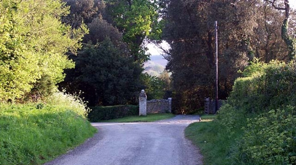 Kuva ”St. Michael Penkevil” käyttäjältä Fred James (CC BY-SA) / rajattu alkuperäisestä kuvasta