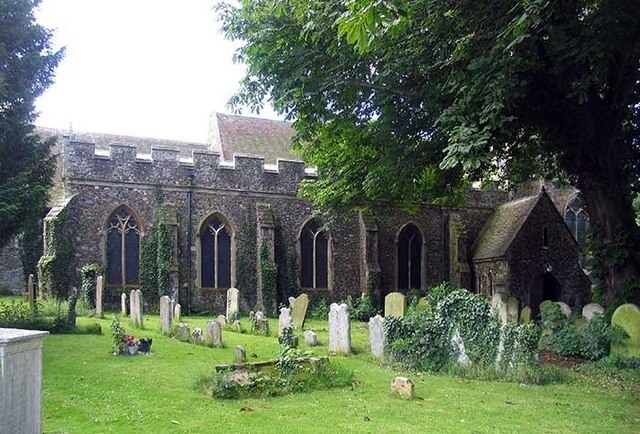 Foto "Herne y Broomfield" por John Salmon (CC BY-SA) / Recortada de la original