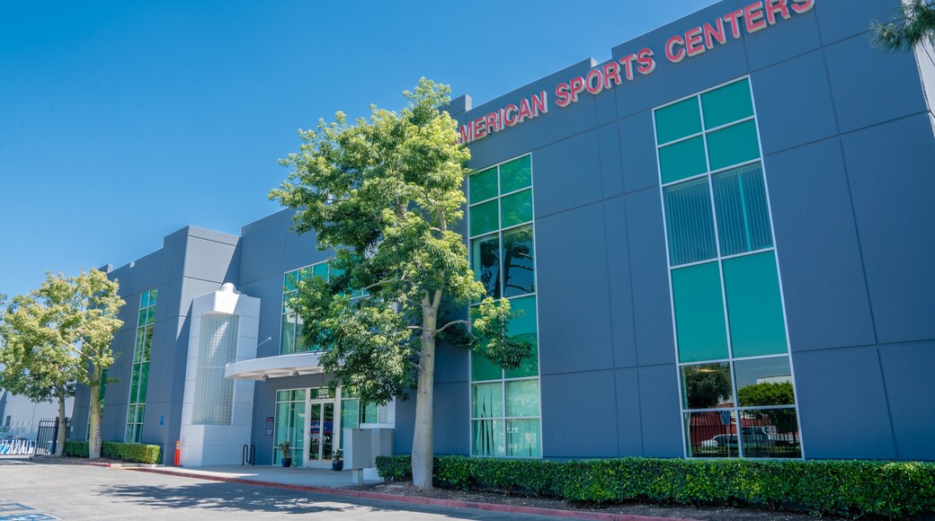 Top Hotels Closest to American Sports Center in Anaheim Resort