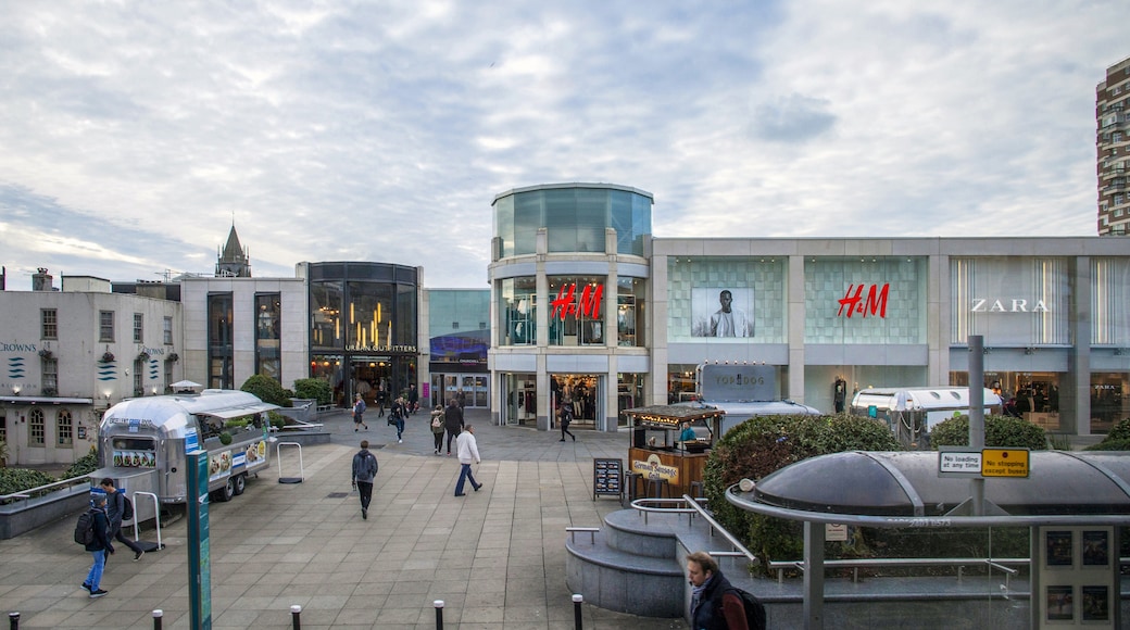 Churchill Square Shopping Centre (verslunarmiðstöð), Brighton, England, Bretland