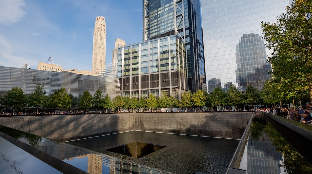 อนุสรณ์สถานแห่งชาติเพื่อรำลึกถึงเหตุการณ์วันที่ 11 กันยายน, นิวยอร์ก, นิวยอร์ก, สหรัฐอเมริกา