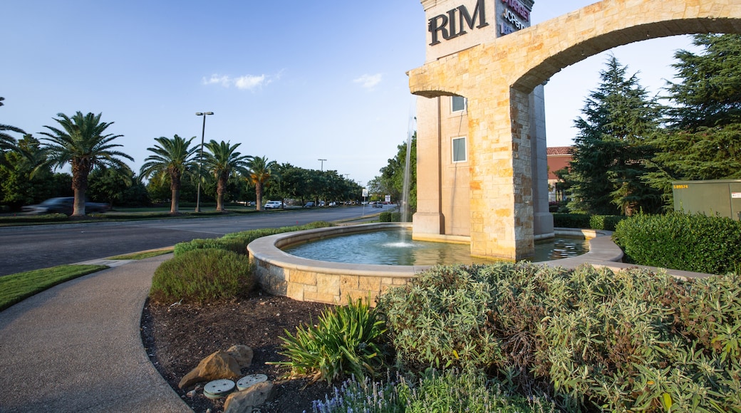 Einkaufszentrum The Rim, San Antonio, Texas, USA