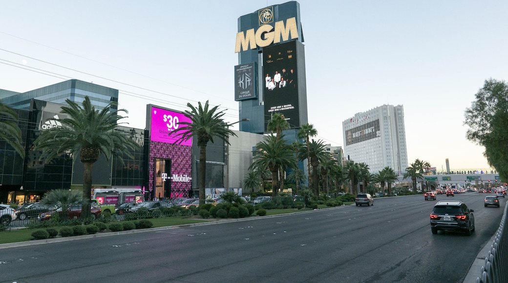 Las Vegas Strip (szálloda- és kaszinónegyed), Paradise, Nevada, Egyesült Államok