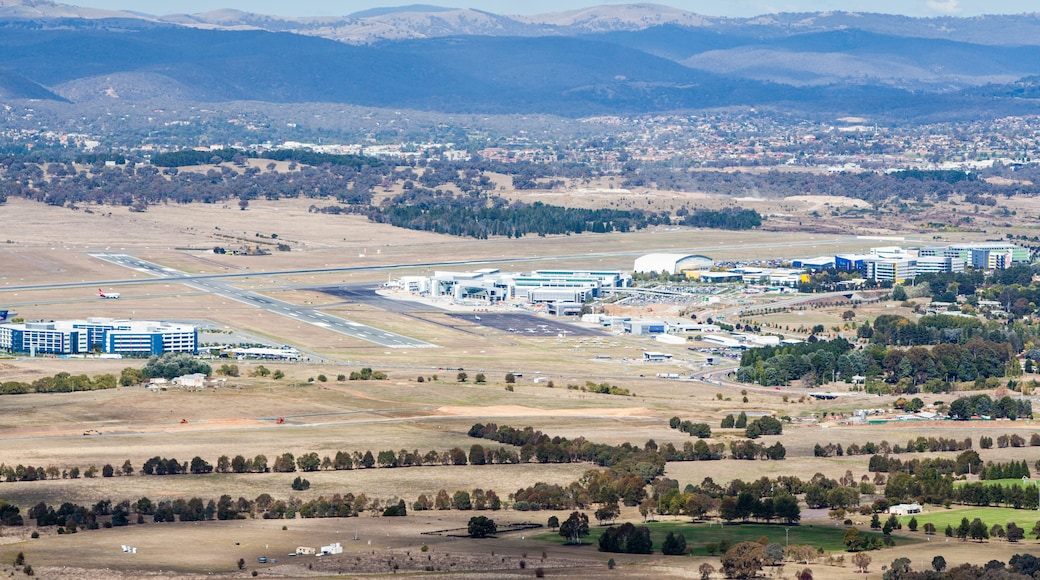 สนามบิน Canberra