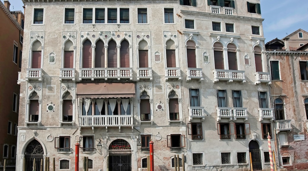 Palazzo Barbaro