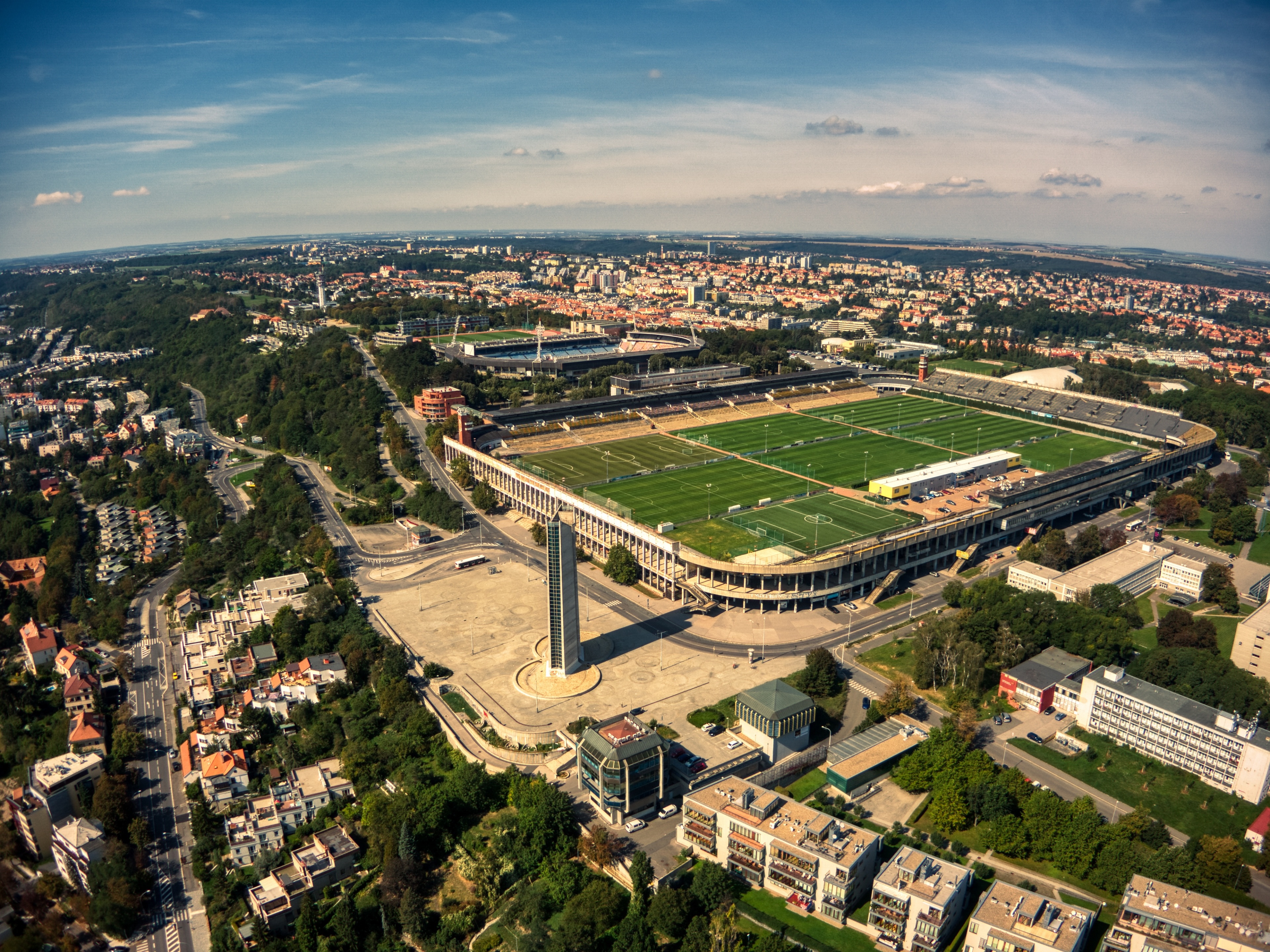 Visão Panorâmica De Eden Arena Em Praga, República Checa Foto