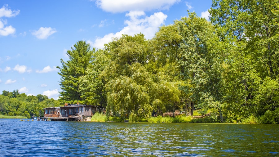 Saratoga Lake