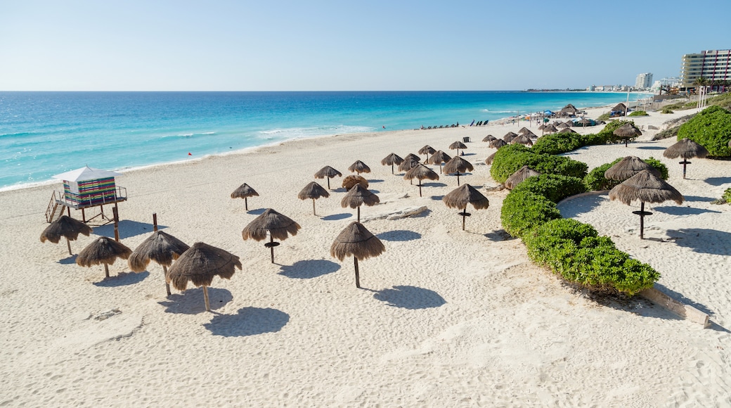 Pantai Delfines, Cancun, Quintana Roo, Mexico