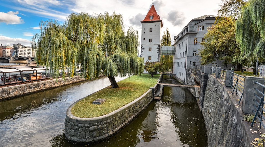 Isola di Kampa