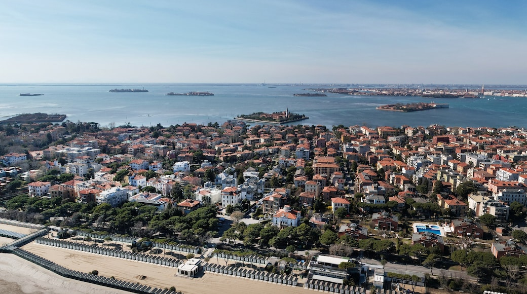 Lido