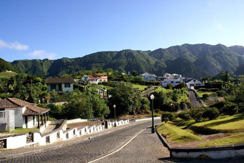 Furnas Village