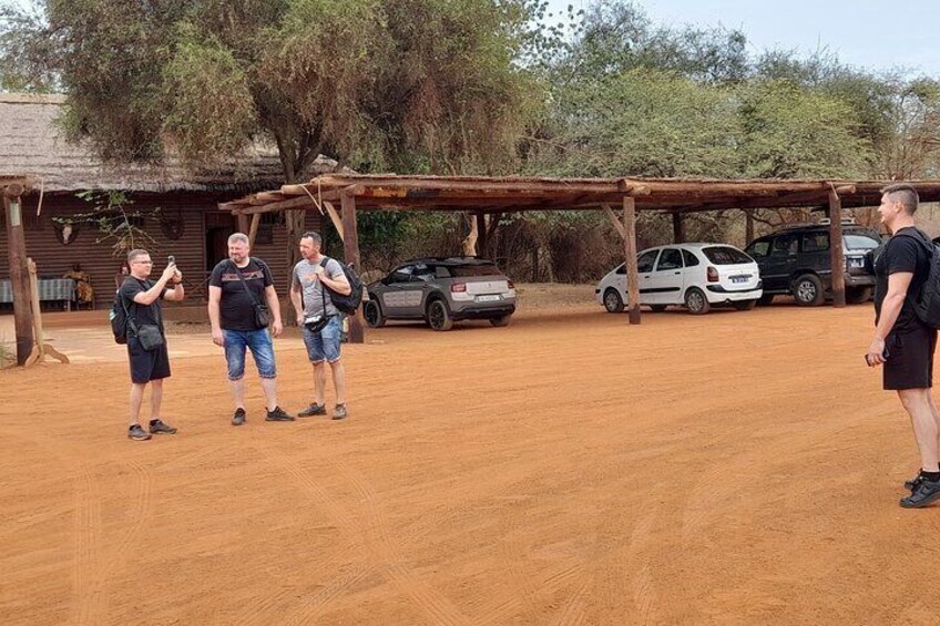 time of selfi before the safari in the reserve of Bandia