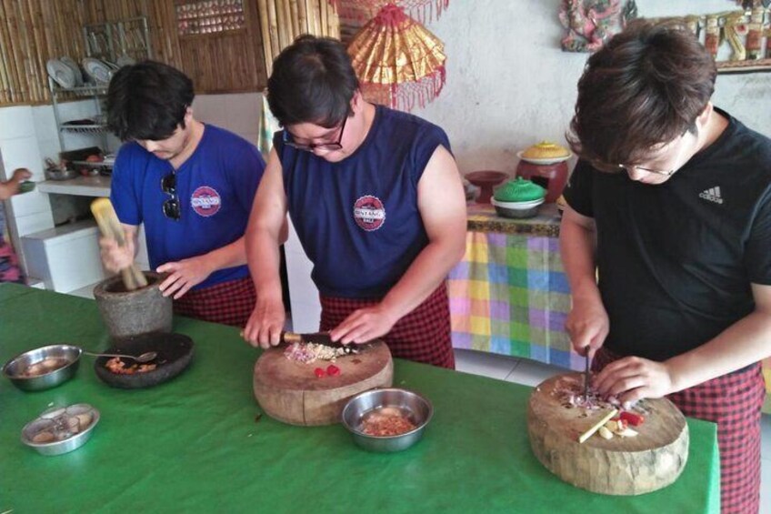 Balinese Cooking Class with Rafting