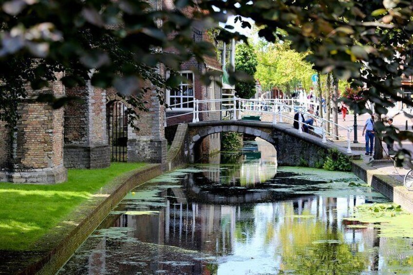 Walking Tour of Delft - The City of Orange and Blue