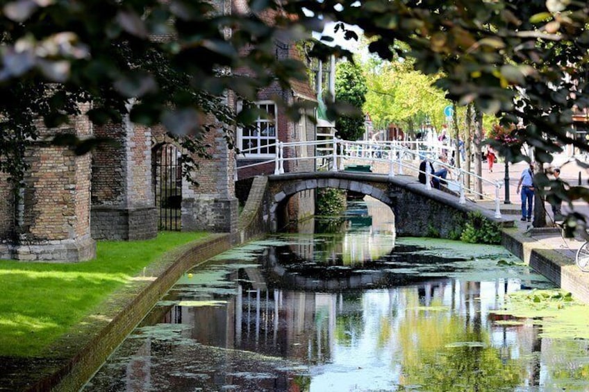 Walking Tour of Delft - The City of Orange and Blue
