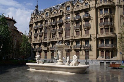 Bilbao Exclusive Private Walking Tour