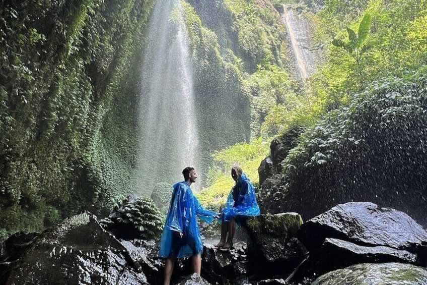 3-Day Tour: Mt Bromo, Ijen Crater & Madakaripura Waterfall