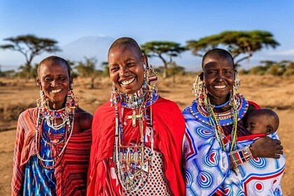 Visita al villaggio Masai, cascate di Materuni ed esperienza con il caffè