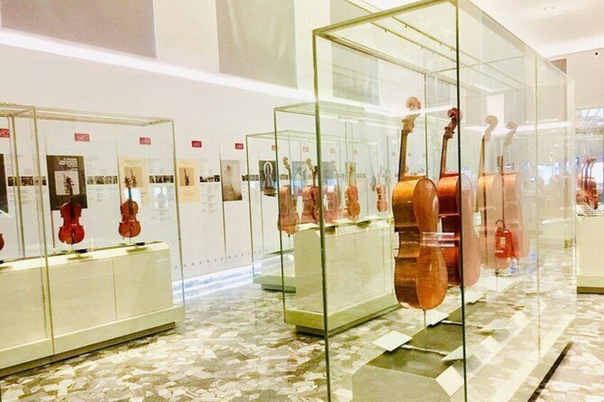 Stradivari museum & Cremona private guided tour