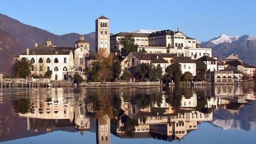 Lake Orta private guided tour from Milan