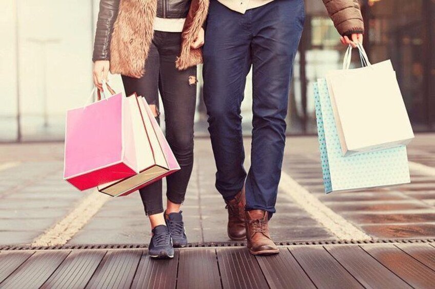 Serravalle shopping center, private shopping assistance