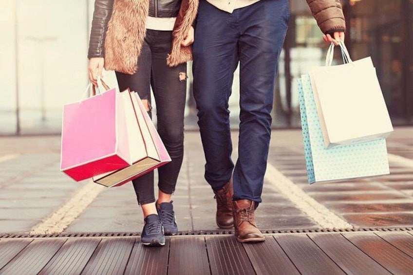 Serravalle shopping center, private shopping assistance