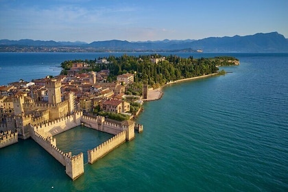 Sirmione Gardasøen & Brescia, privat guidet tur fra Milano
