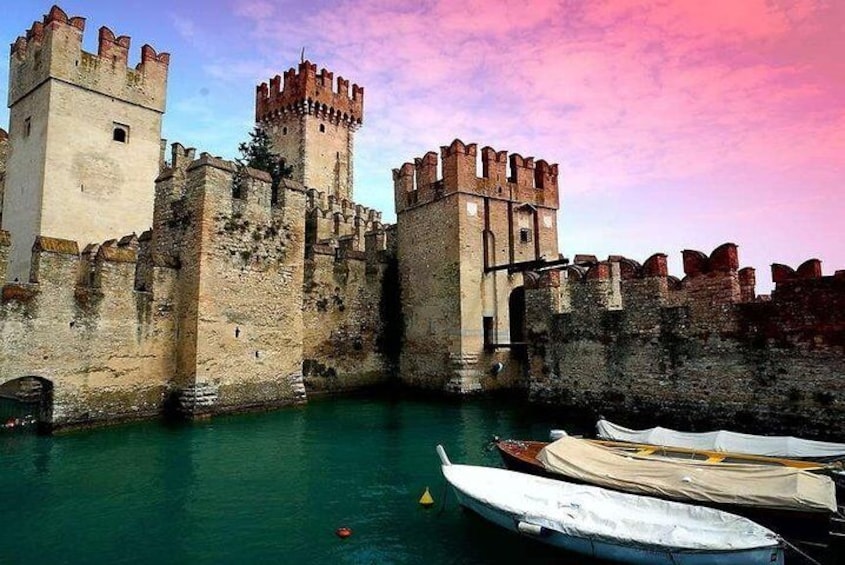 Sirmione & Verona, Lake Garda, private guided tour from Milan