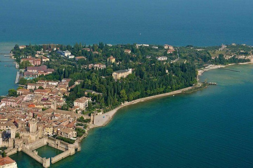 Sirmione & Verona, Lake Garda, private guided tour from Milan