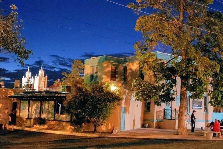 VIP PRIVATE History, Legends & Lore Tour - Guided Old Town Stroll = 2pm