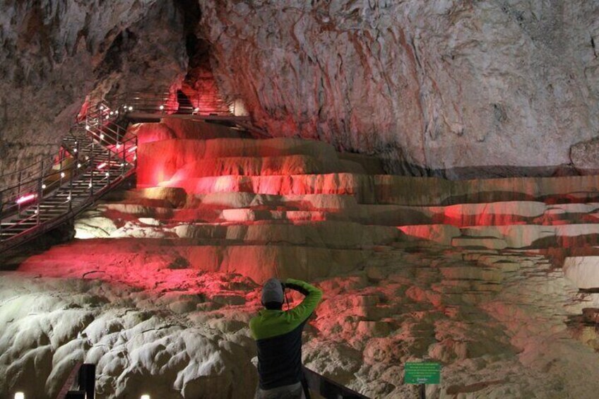Stopića cave