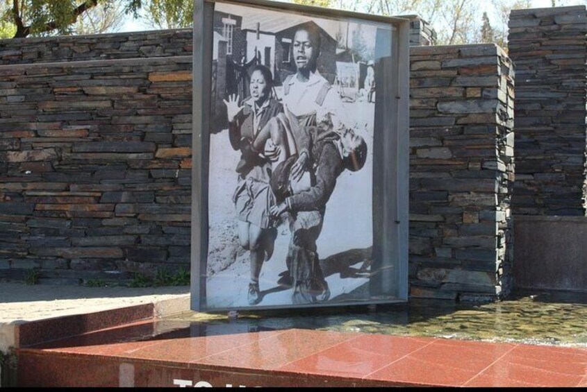 Private Soweto Tour 5 hours approximately from Johannesburg or Pretoria.