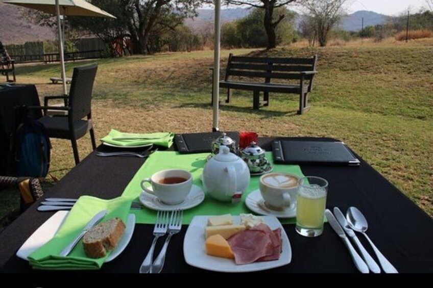 Luxury Pilanesberg Safari 3 days Sherpard Lodge