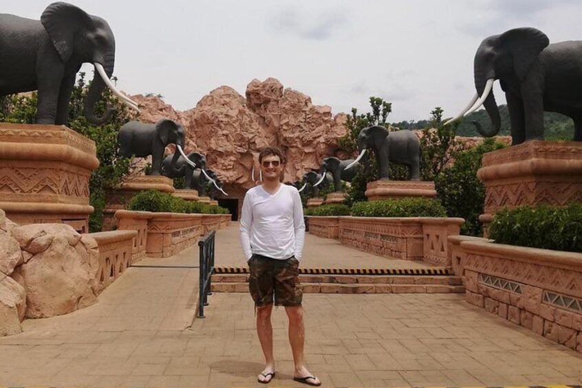 Sun City Day Tour from Johannesburg ZAR R2600
