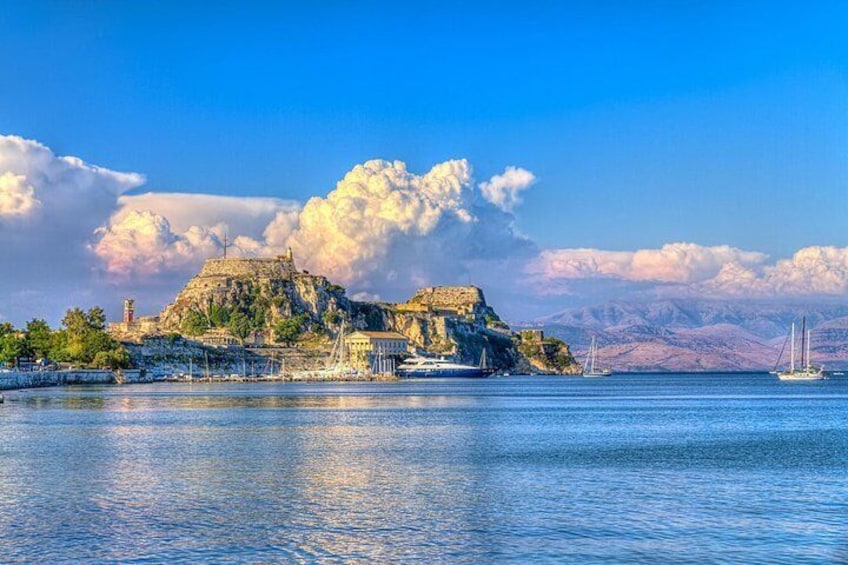 Sailling to Paxos