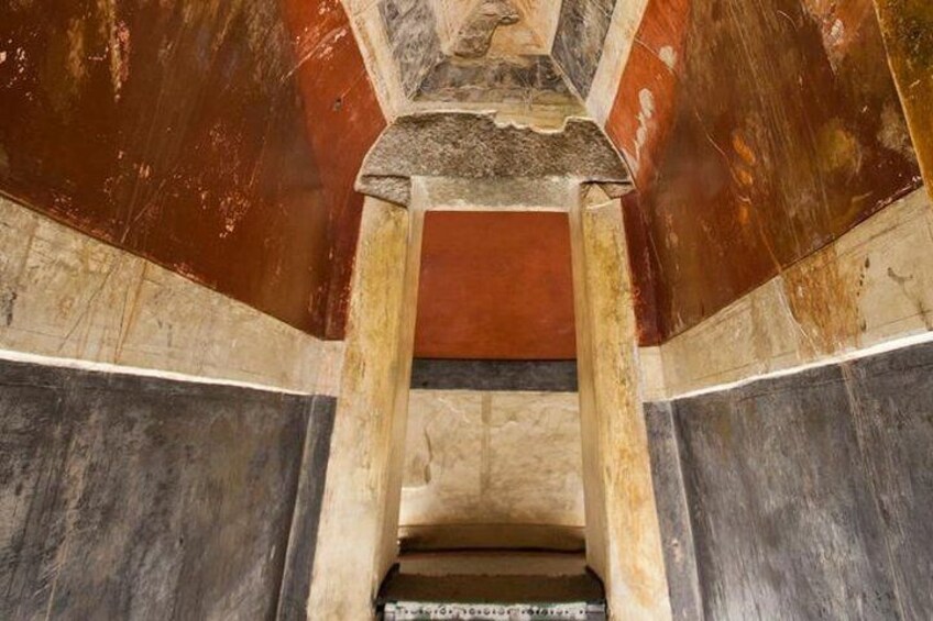 Thracian Tombs Tour in the Valley of the Thracian Kings