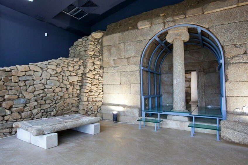 Thracian Tombs Tour in the Valley of the Thracian Kings