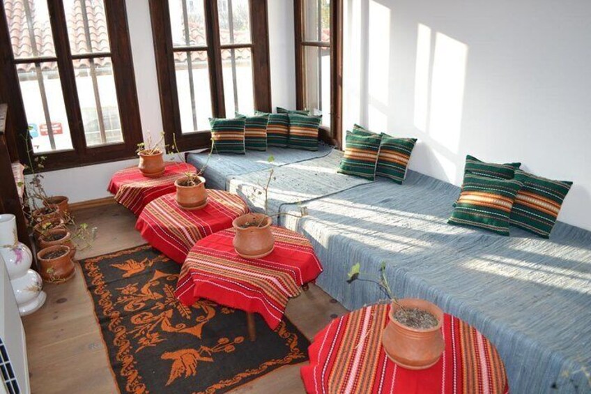 Bulgarian Authentic Crafts Workshop in the Rose Valley