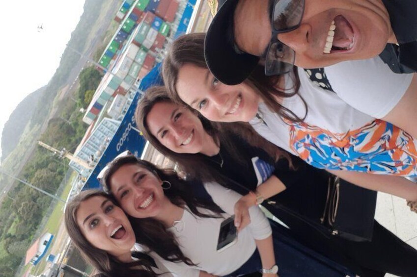 More happy amigos at The Panama Canal!!