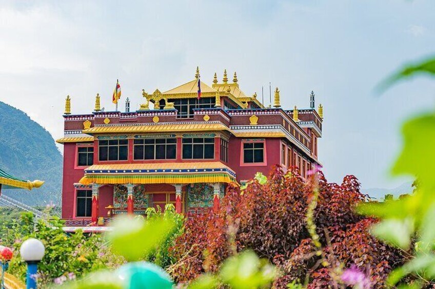 Full-Day Tibetan Cultural Tour to Tibetan Settlements Pokhara