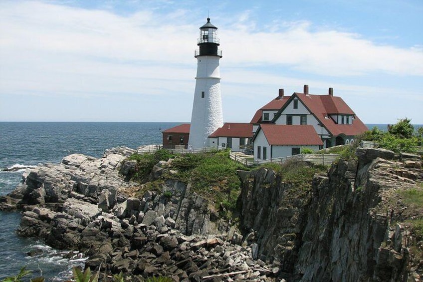 The Real Portland Tour: City and 3 Lighthouses Historical Tour with a Real Local