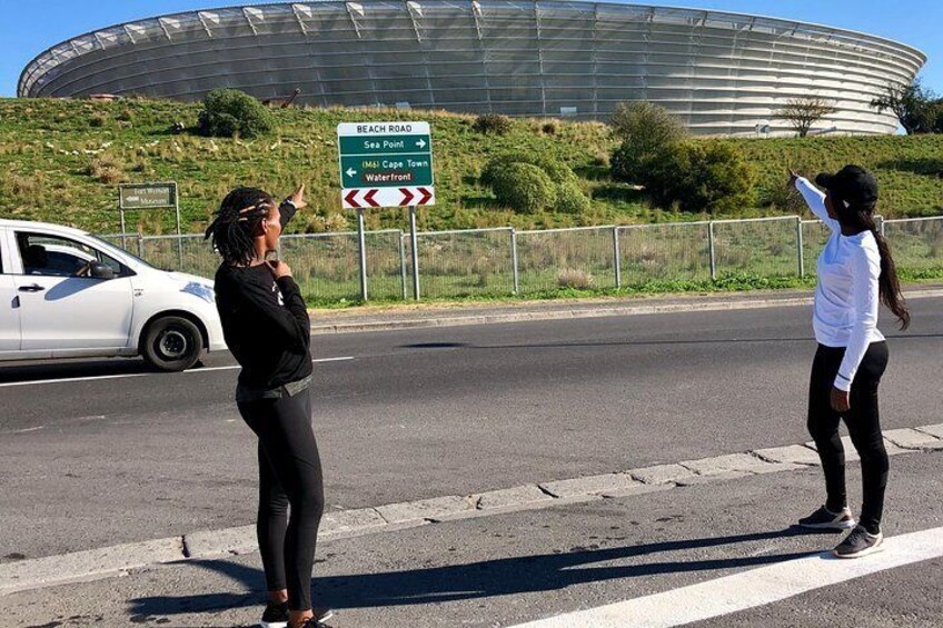Cape Town: Historical Running Small Group Tour with Hotel Pick Up and Drop Off