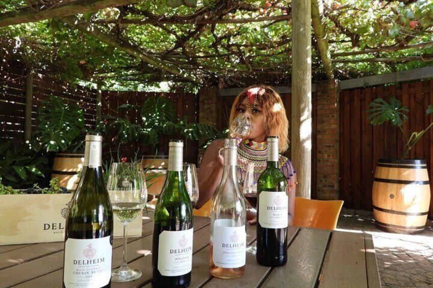 Stellenbosch and Franschhoek 20 Wine Tasting & Lunch & Tasting Fees Shared Tour