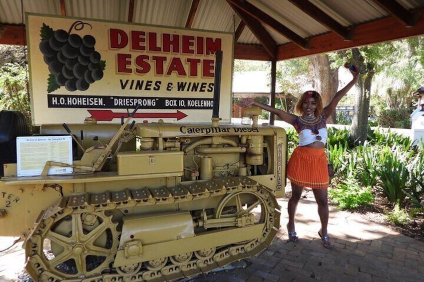 Stellenbosch and Franschhoek 20 Wine Tasting & Lunch & Tasting Fees Shared Tour