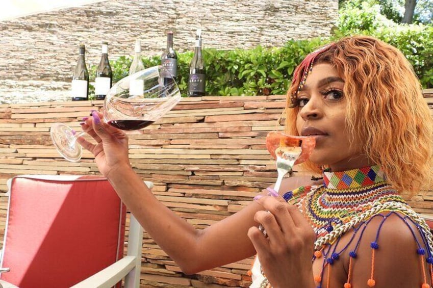 Stellenbosch and Franschhoek 20 Wine Tasting & Lunch & Tasting Fees Shared Tour