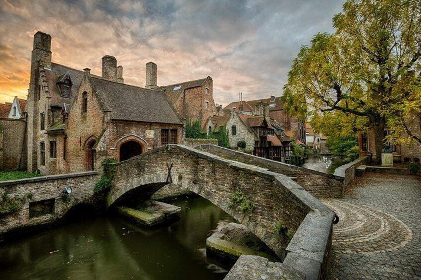 Smallest (and cutest) bridge in Brugge