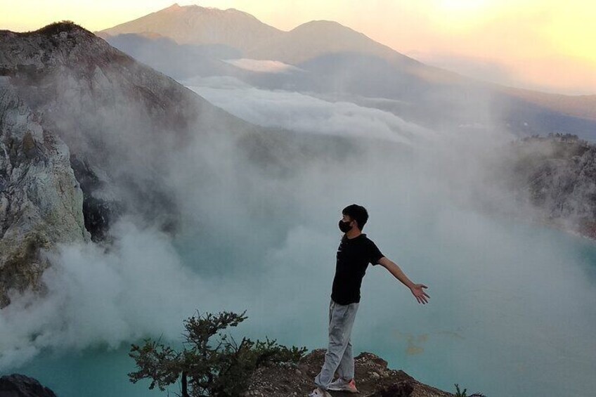 Yogyakarta : 3 Days Mount Bromo & Ijen Crater With Lodging 